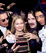 Filename=vampvideo03.jpg
Filesize=150KiB
Dimensions=1200x979
Date added=Aug 09, 2005 vampvideo03.jpg