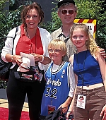 Filename=JurassicRide01.jpg
Filesize=160KiB
Dimensions=781x1200
Date added=Nov 15, 2007 JurassicRide01.jpg