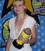 Filename=MTVMovieAwards2003_PressRoom09.jpg
Filesize=105KiB
Dimensions=800x1200
Date added=May 25, 2005 MTVMovieAwards2003_PressRoom09.jpg