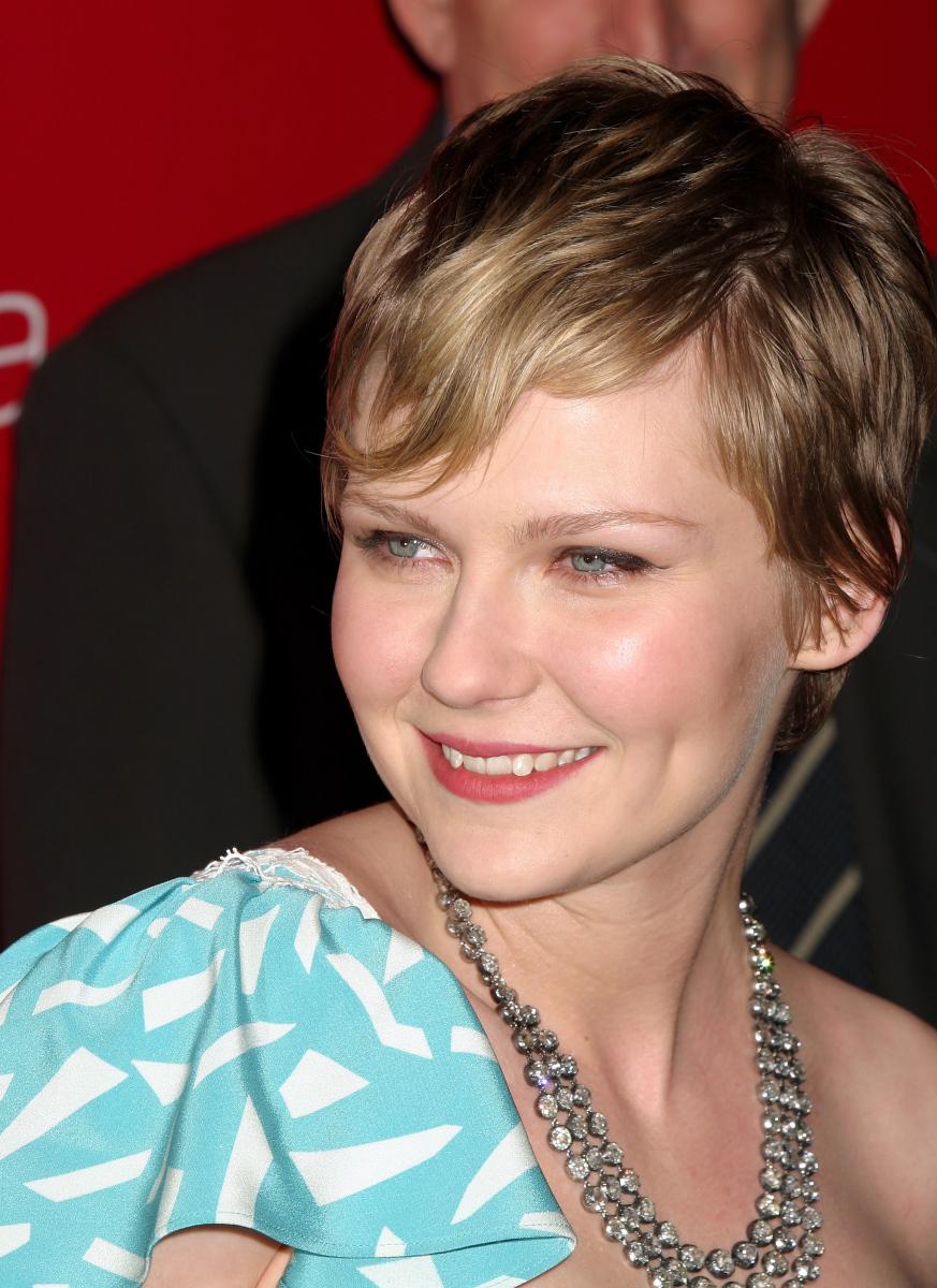 MonaLisaSmile_Premiere075.jpg