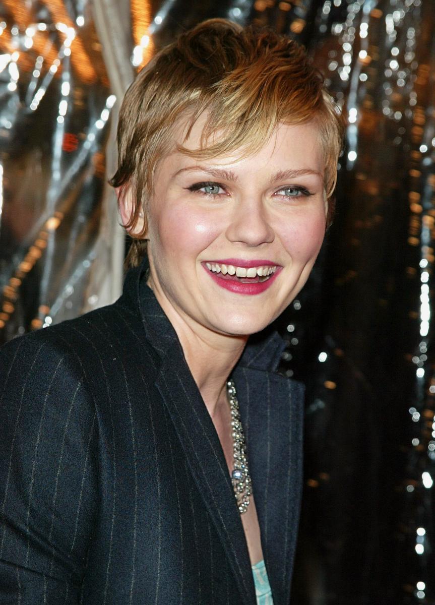 MonaLisaSmile_Premiere093.jpg