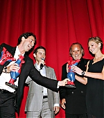 Filename=SpiderMan2_BerlinPremiere129.jpg
Filesize=97KiB
Dimensions=1200x790
Date added=Jul 06, 2018 SpiderMan2_BerlinPremiere129.jpg
