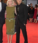 Filename=Elizabethtown_VenicePremiere02.jpg
Filesize=106KiB
Dimensions=800x1200
Date added=Sep 02, 2016 Elizabethtown_VenicePremiere02.jpg