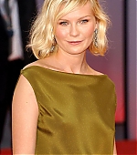 Filename=Elizabethtown_VenicePremiere09.jpg
Filesize=97KiB
Dimensions=773x1200
Date added=Sep 02, 2016 Elizabethtown_VenicePremiere09.jpg