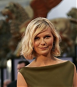 Filename=venicepremiere_19.jpg
Filesize=103KiB
Dimensions=832x1200
Date added=Sep 06, 2005 venicepremiere_19.jpg