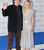 Filename=deauvillephotocall_10.jpg
Filesize=150KiB
Dimensions=789x1200
Date added=Sep 09, 2005 deauvillephotocall_10.jpg
