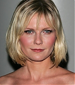 Filename=etown_newyorkprem10.jpg
Filesize=131KiB
Dimensions=890x1200
Date added=Oct 11, 2005 etown_newyorkprem10.jpg