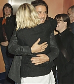 Filename=etown_ukphotocall04.jpg
Filesize=116KiB
Dimensions=797x1200
Date added=Oct 24, 2005 etown_ukphotocall04.jpg