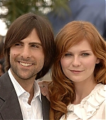 Filename=cannes_photocall16.jpg
Filesize=92KiB
Dimensions=1200x797
Date added=May 24, 2006 cannes_photocall16.jpg