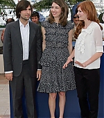 Filename=cannes_photocall74.jpg
Filesize=135KiB
Dimensions=745x1200
Date added=May 26, 2006 cannes_photocall74.jpg