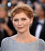 Filename=cannes_premiere50.jpg
Filesize=85KiB
Dimensions=797x1200
Date added=May 26, 2006 cannes_premiere50.jpg
