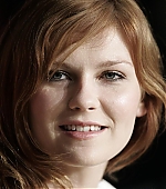 Filename=cannes_presscon05.jpg
Filesize=78KiB
Dimensions=1200x901
Date added=May 24, 2006 cannes_presscon05.jpg