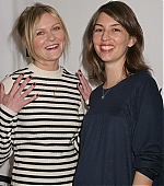 Filename=marie_newyorkphotocall33.jpg
Filesize=103KiB
Dimensions=800x1200
Date added=Oct 21, 2006 marie_newyorkphotocall33.jpg
