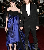 Filename=CostumeGala18.jpg
Filesize=111KiB
Dimensions=802x1200
Date added=May 09, 2007 CostumeGala18.jpg