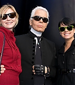 Filename=ChanelBackstage06.jpg
Filesize=100KiB
Dimensions=1200x919
Date added=Oct 07, 2007 ChanelBackstage06.jpg