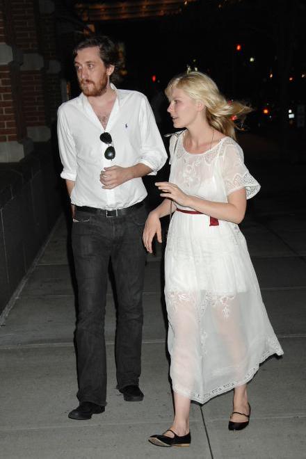 AugustParty_Arrival02.jpg
