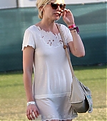 Filename=Coachella15.jpg
Filesize=83KiB
Dimensions=842x1200
Date added=Apr 22, 2009 Coachella15.jpg