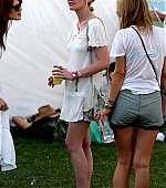 Filename=Coachella24.jpg
Filesize=114KiB
Dimensions=736x1200
Date added=Apr 22, 2009 Coachella24.jpg