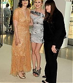 Filename=CFDA_Arrivals08.jpg
Filesize=151KiB
Dimensions=864x1200
Date added=Jun 16, 2009 CFDA_Arrivals08.jpg