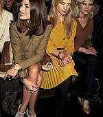 Filename=Mulberry_Autumn2011_Show01.jpg
Filesize=113KiB
Dimensions=742x1200
Date added=Feb 20, 2011 Mulberry_Autumn2011_Show01.jpg