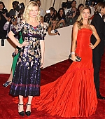 CostumeGala2011_29.jpg