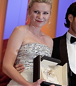 Filename=Cannes2011_Awards31.jpg
Filesize=106KiB
Dimensions=868x1200
Date added=May 23, 2011 Cannes2011_Awards31.jpg