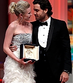 Filename=Cannes2011_Awards43.jpg
Filesize=111KiB
Dimensions=926x1200
Date added=May 23, 2011 Cannes2011_Awards43.jpg