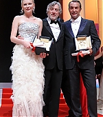 Filename=Cannes2011_Awards75.jpg
Filesize=104KiB
Dimensions=800x1200
Date added=May 23, 2011 Cannes2011_Awards75.jpg