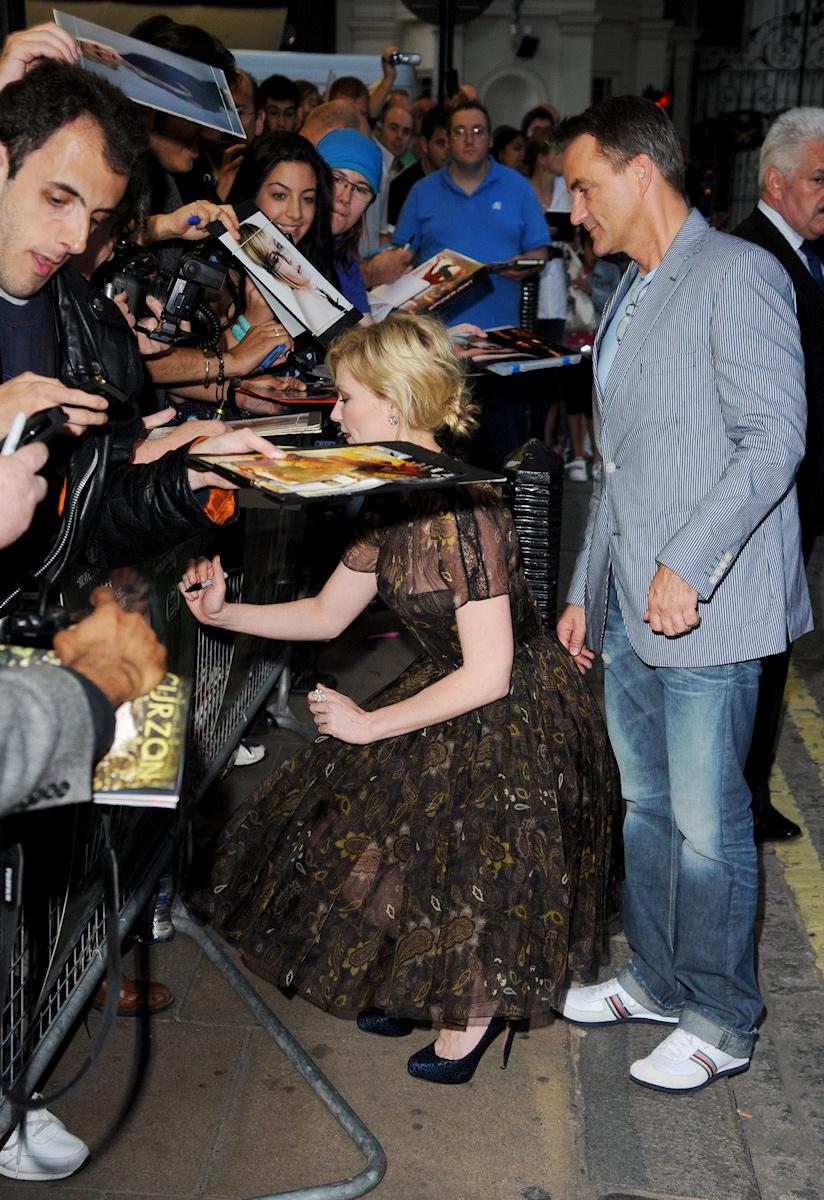 Melancholia_LondonPremiere54.jpg