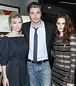 Filename=OnTheRoad_NewYorkScreening07.jpg
Filesize=150KiB
Dimensions=800x1200
Date added=Dec 14, 2012 OnTheRoad_NewYorkScreening07.jpg