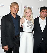 Filename=TwoFaces_NewYorkPremiere20.jpg
Filesize=111KiB
Dimensions=1200x1000
Date added=Sep 19, 2014 TwoFaces_NewYorkPremiere20.jpg