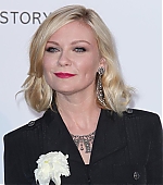 Filename=AmfarGala2016_44.jpg
Filesize=90KiB
Dimensions=951x1200
Date added=Jun 17, 2016 AmfarGala2016_44.jpg