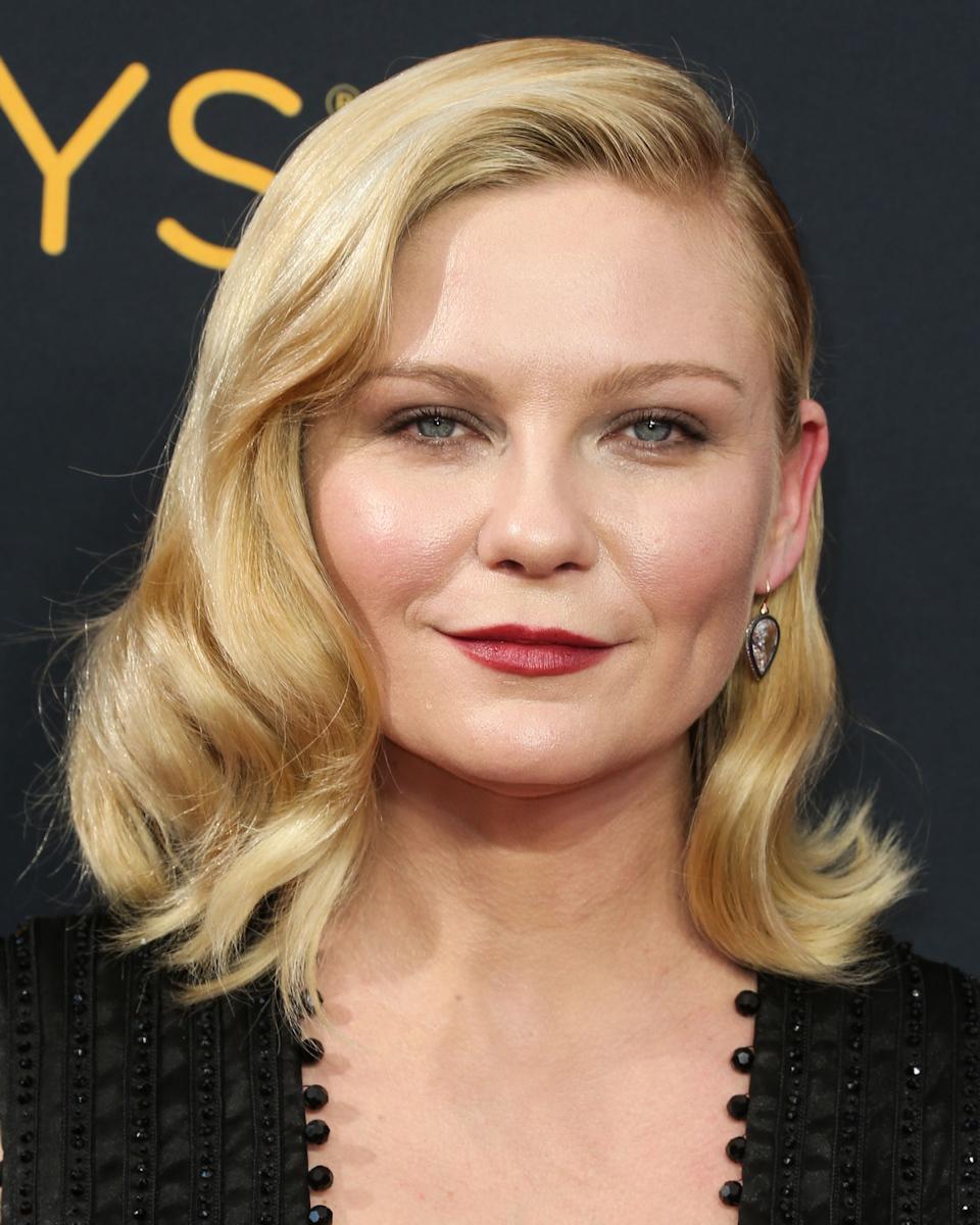 68thEmmyAwards_Arrivals048.jpg