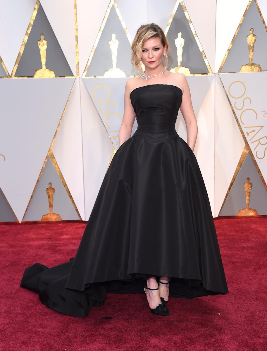 89thAcademyAwards_Arrivals036.jpg