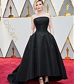 89thAcademyAwards_Arrivals004.jpg