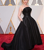 89thAcademyAwards_Arrivals032.jpg
