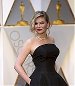 89thAcademyAwards_Arrivals055.jpg