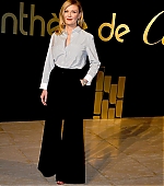 Filename=PanthereDeCartier58.jpg
Filesize=90KiB
Dimensions=967x1200
Date added=May 10, 2017 PanthereDeCartier58.jpg