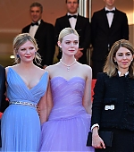 Filename=TheBeguiled_CannesPremiere116.jpg
Filesize=115KiB
Dimensions=1200x800
Date added=Aug 27, 2017 TheBeguiled_CannesPremiere116.jpg