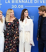Filename=Woodshock_VenicePhotocall011.jpg
Filesize=112KiB
Dimensions=1200x800
Date added=Sep 04, 2017 Woodshock_VenicePhotocall011.jpg