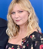Filename=Woodshock_VenicePhotocall013.jpg
Filesize=106KiB
Dimensions=800x1200
Date added=Sep 04, 2017 Woodshock_VenicePhotocall013.jpg