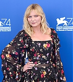 Filename=Woodshock_VenicePhotocall021.jpg
Filesize=101KiB
Dimensions=1200x800
Date added=Sep 04, 2017 Woodshock_VenicePhotocall021.jpg