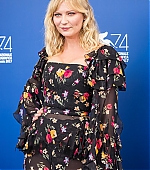 Filename=Woodshock_VenicePhotocall025.jpg
Filesize=134KiB
Dimensions=800x1200
Date added=Sep 04, 2017 Woodshock_VenicePhotocall025.jpg
