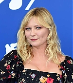 Filename=Woodshock_VenicePhotocall031.jpg
Filesize=71KiB
Dimensions=1200x800
Date added=Sep 04, 2017 Woodshock_VenicePhotocall031.jpg