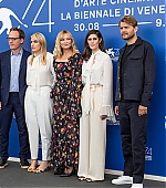 Filename=Woodshock_VenicePhotocall034.jpg
Filesize=116KiB
Dimensions=1200x800
Date added=Sep 04, 2017 Woodshock_VenicePhotocall034.jpg