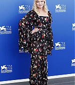 Filename=Woodshock_VenicePhotocall042.jpg
Filesize=128KiB
Dimensions=800x1200
Date added=Sep 06, 2017 Woodshock_VenicePhotocall042.jpg