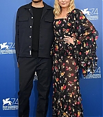Filename=Woodshock_VenicePhotocall081.jpg
Filesize=121KiB
Dimensions=755x1200
Date added=Nov 03, 2017 Woodshock_VenicePhotocall081.jpg