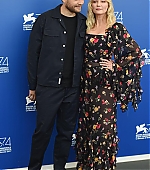 Filename=Woodshock_VenicePhotocall099.jpg
Filesize=101KiB
Dimensions=800x1200
Date added=Nov 03, 2017 Woodshock_VenicePhotocall099.jpg