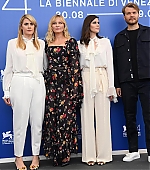 Filename=Woodshock_VenicePhotocall117.jpg
Filesize=148KiB
Dimensions=1200x1028
Date added=Nov 03, 2017 Woodshock_VenicePhotocall117.jpg