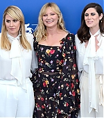 Filename=Woodshock_VenicePhotocall139.jpg
Filesize=107KiB
Dimensions=1200x800
Date added=Nov 03, 2017 Woodshock_VenicePhotocall139.jpg